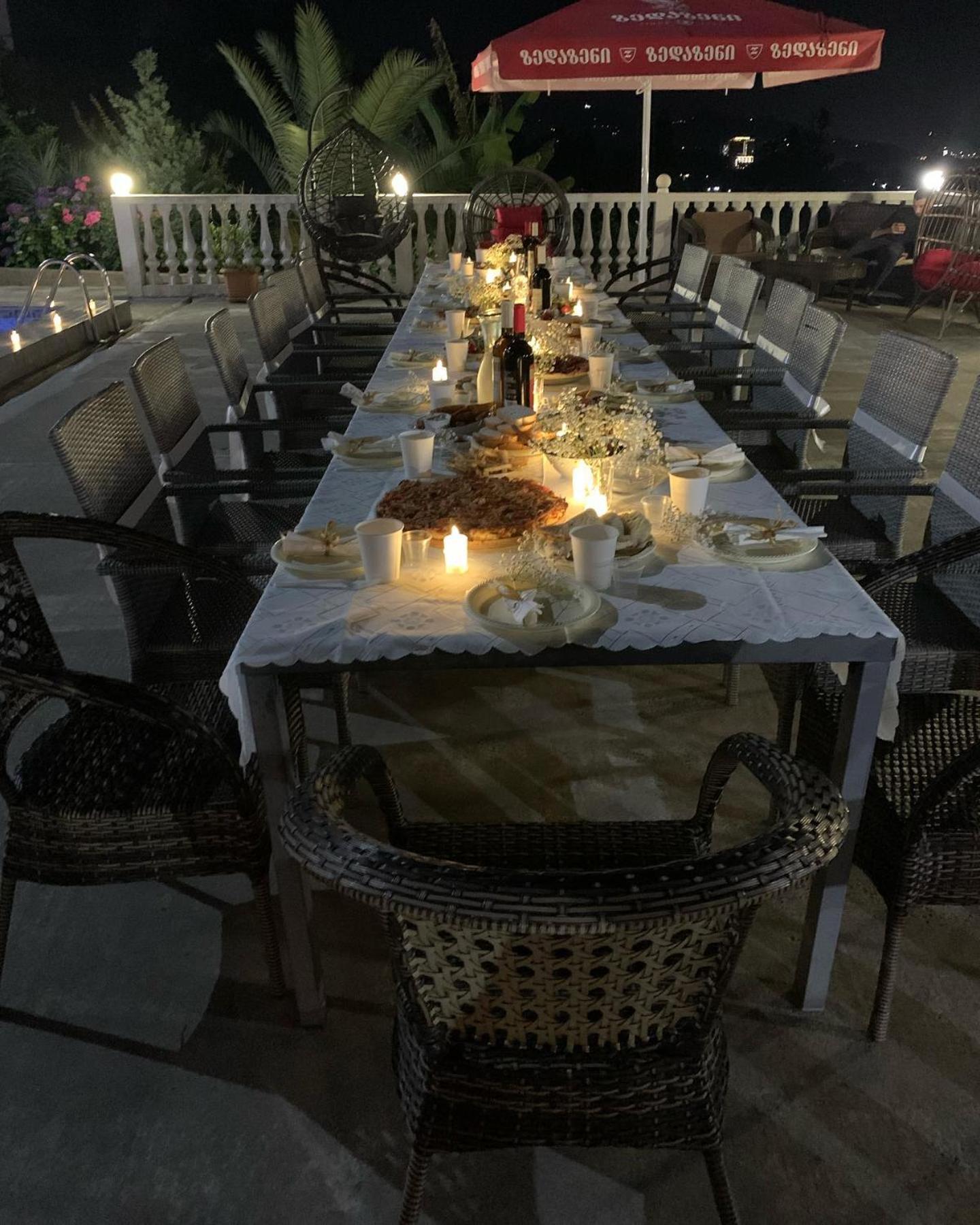 White House Chakvi Hotel Exterior photo